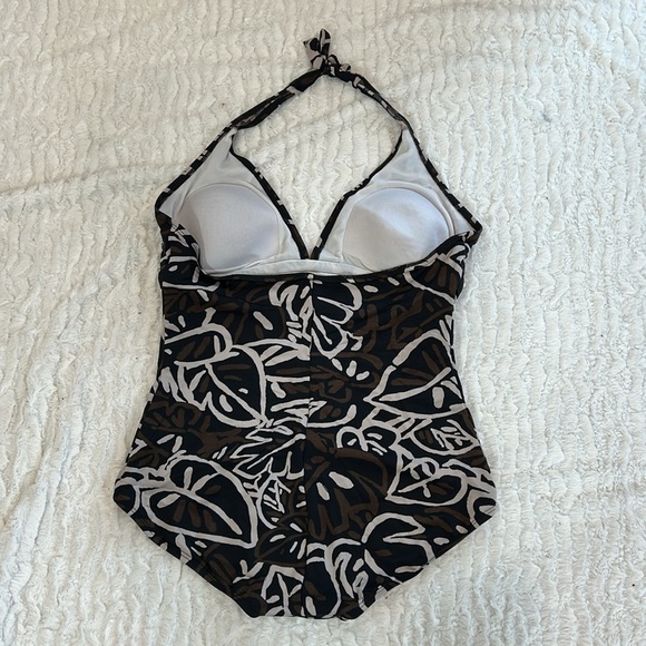 Speedo halter neck one piece swimsuit plus size women’s 18 botanical print brown - Picture 4 of 6